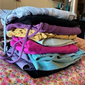 Bundle of women's shorts in excellent condition, sizes (M) and (10)